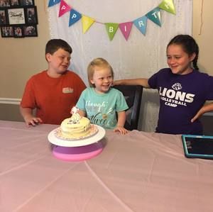 Meet your Posher, Debborah